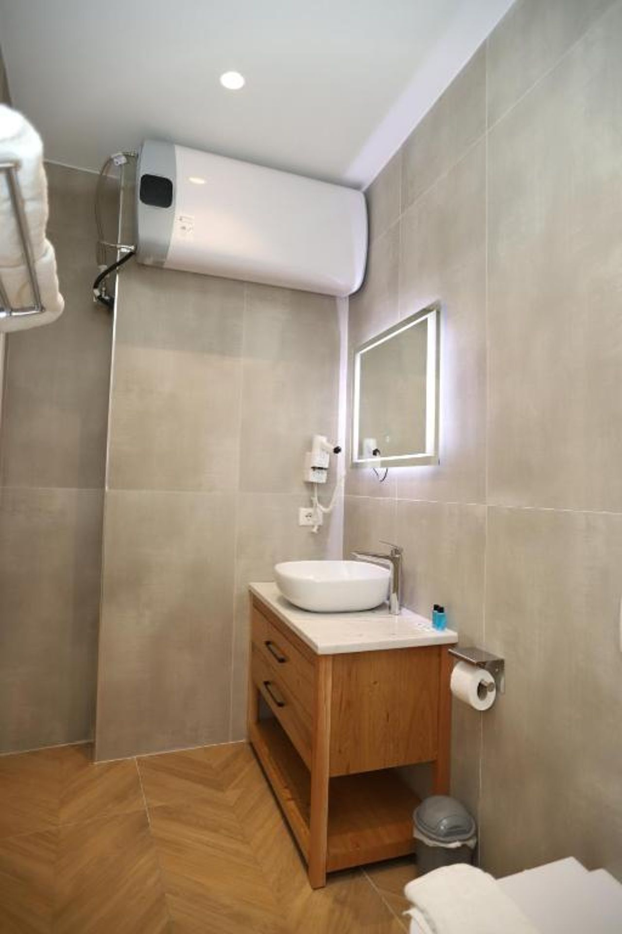 J&D Rooms Korce