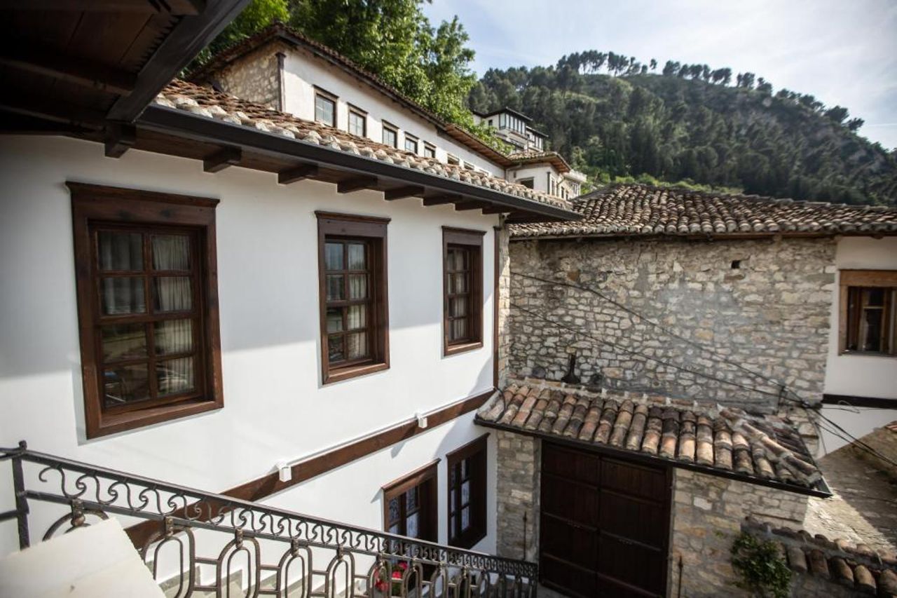Vista Boutique Hotel