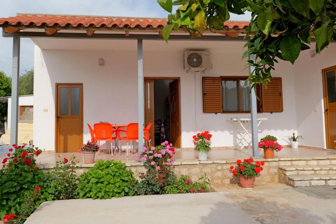 Brahimi Guest House