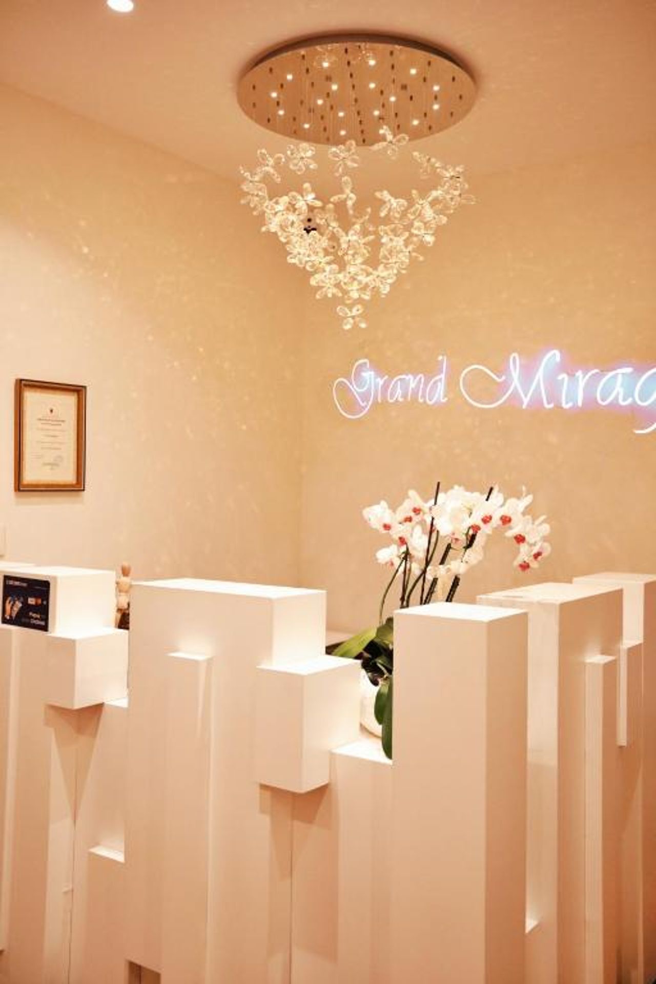Grand Mirage
