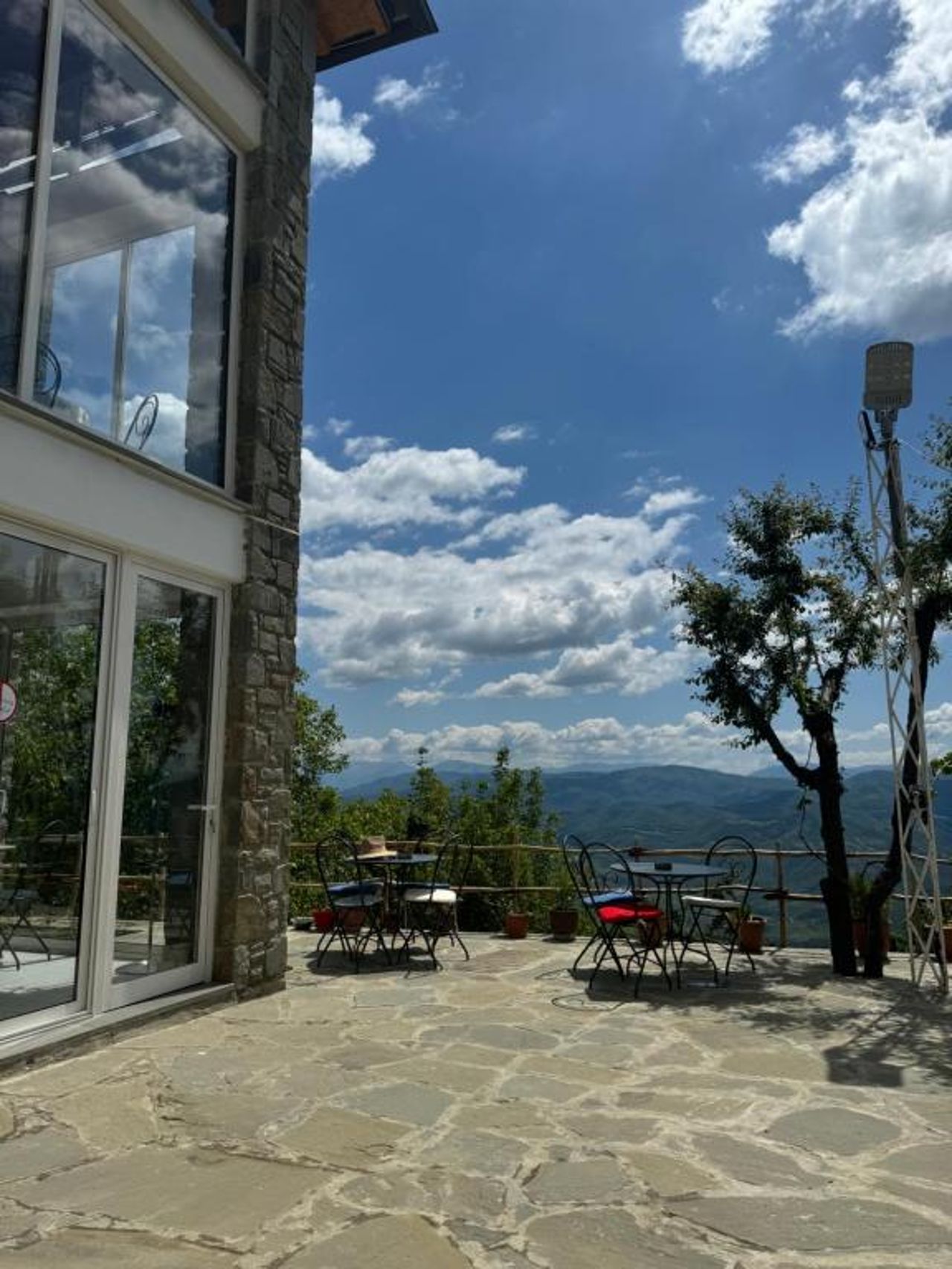 Xhaferri Guesthouse