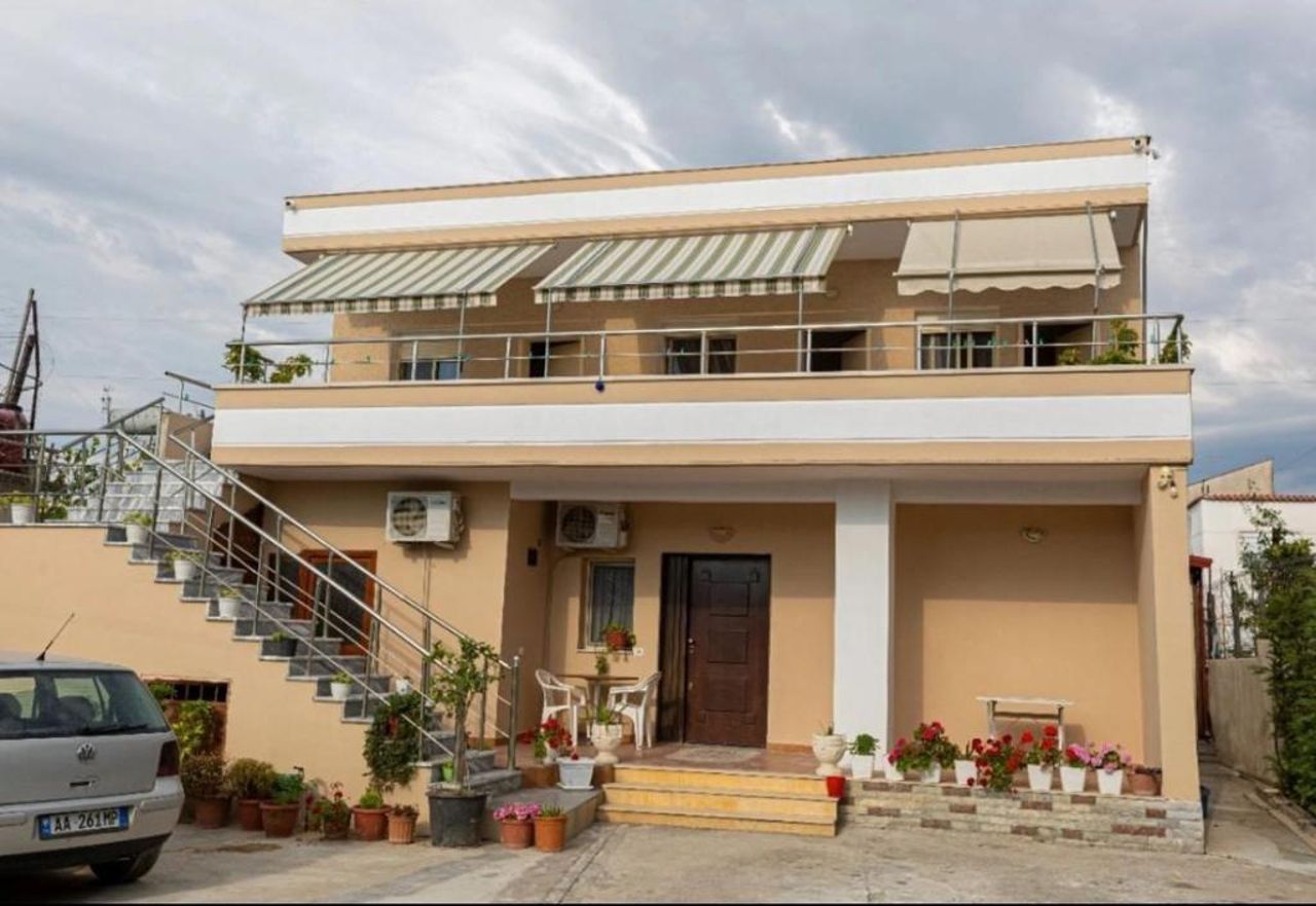 Villa B&E 2