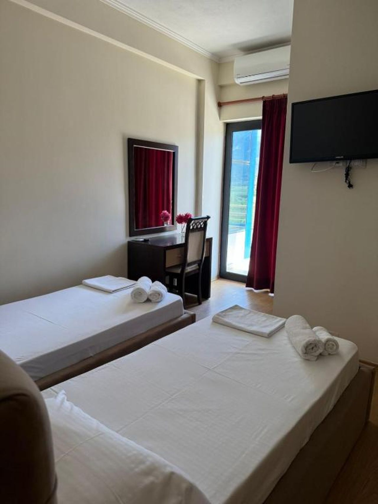 Grand Park Hotel