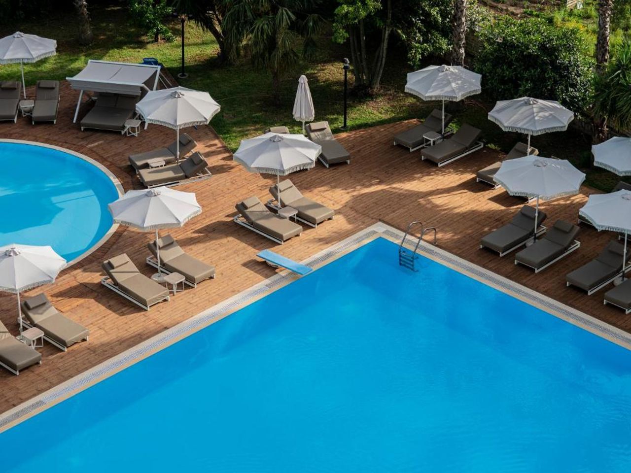 Rapos Resort Hotel