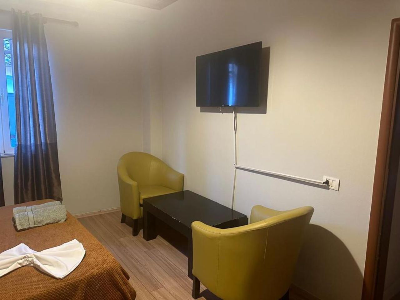 Eden hostel