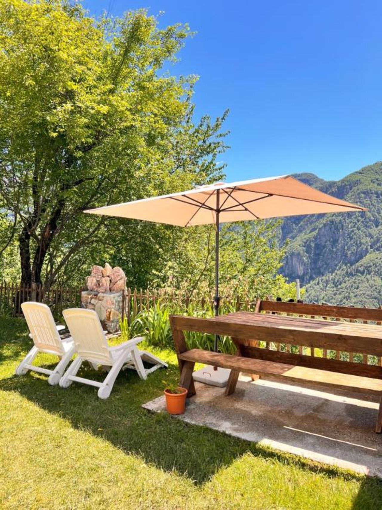 Guest House Gjelaj