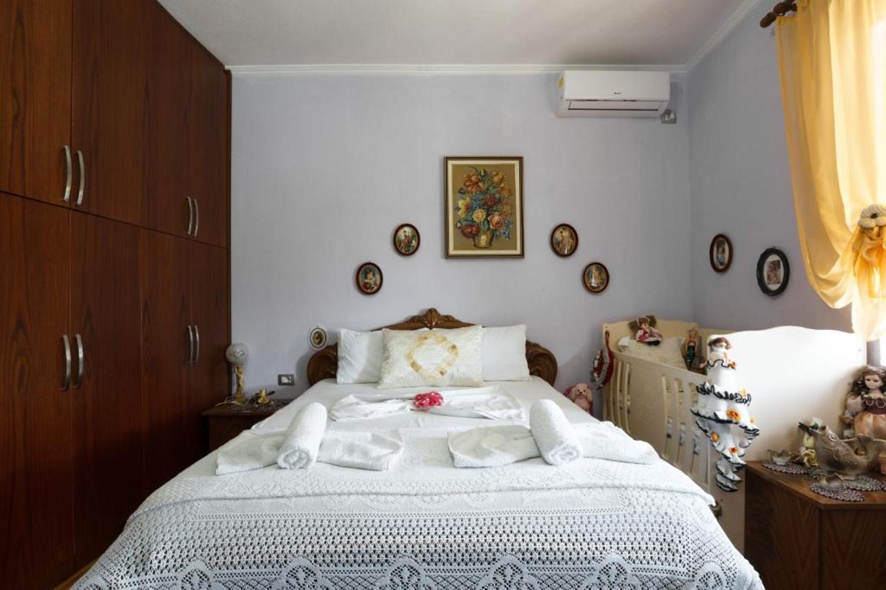 Leka GuestHouse