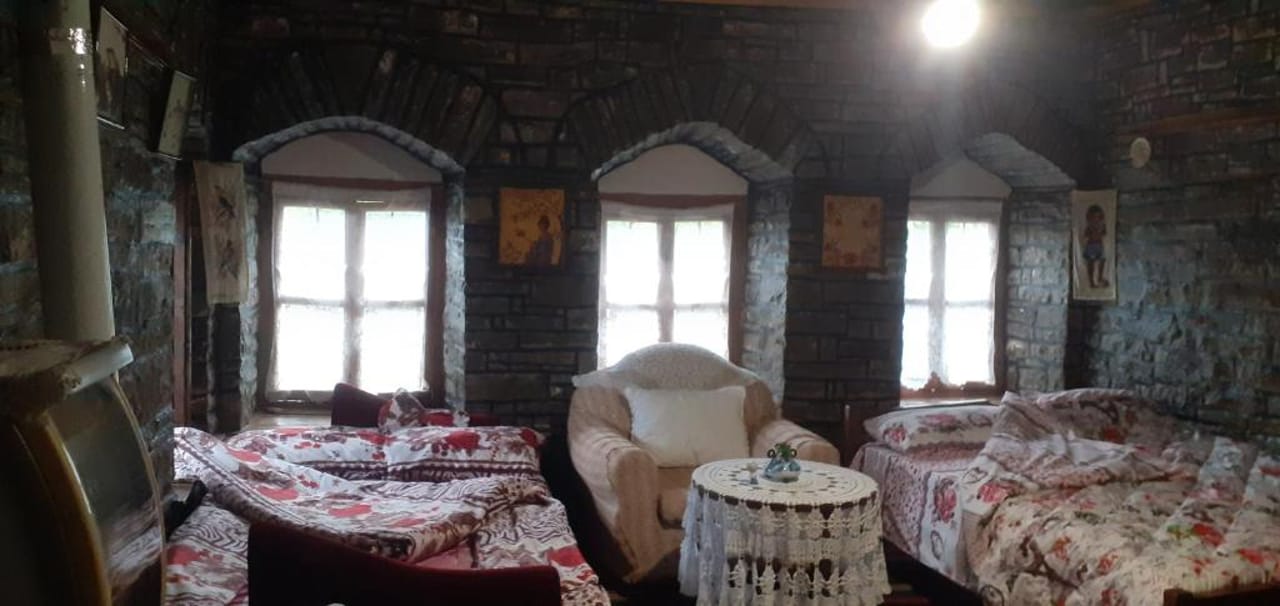 guest house in buhal