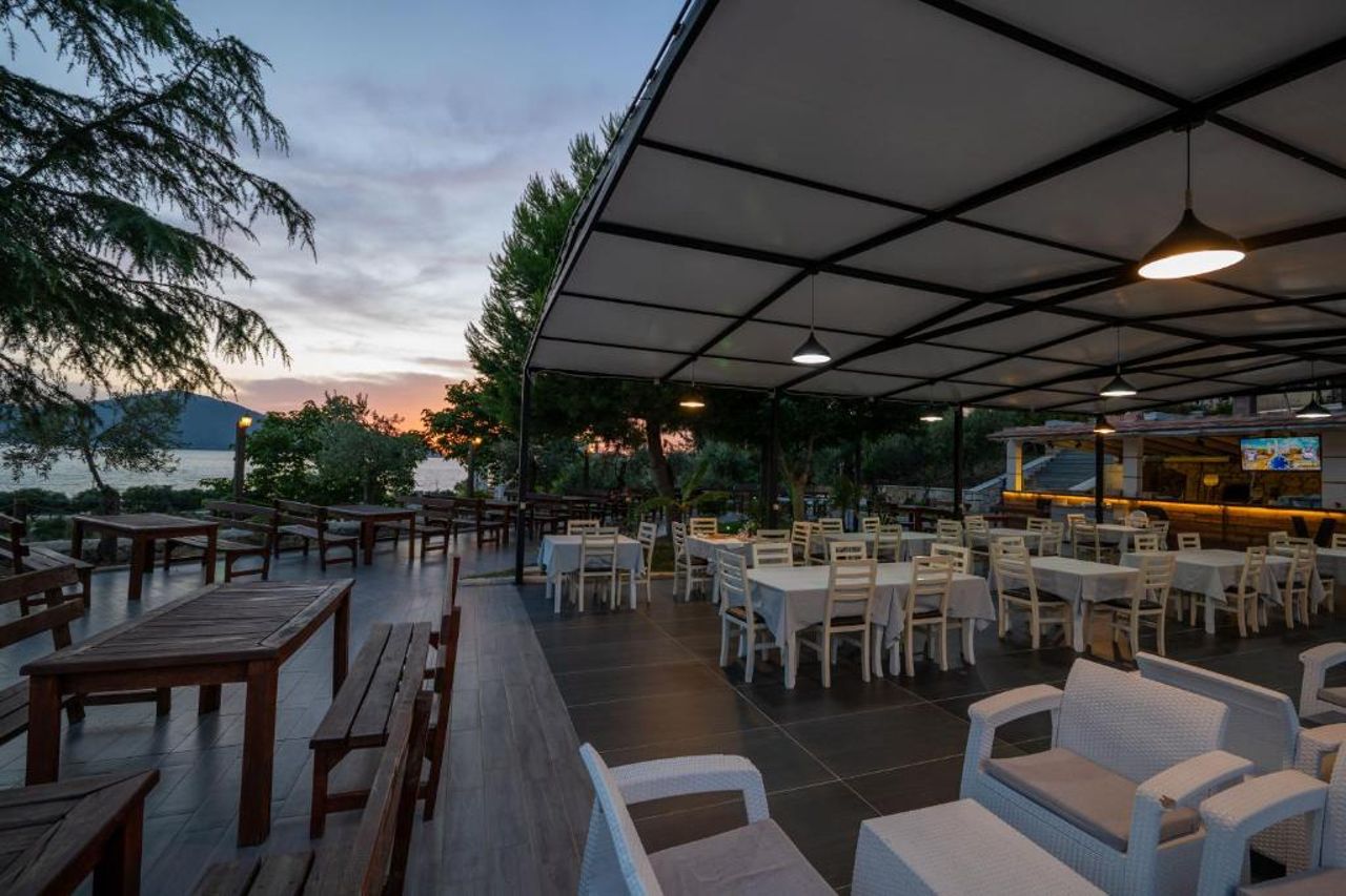 Edva Resort