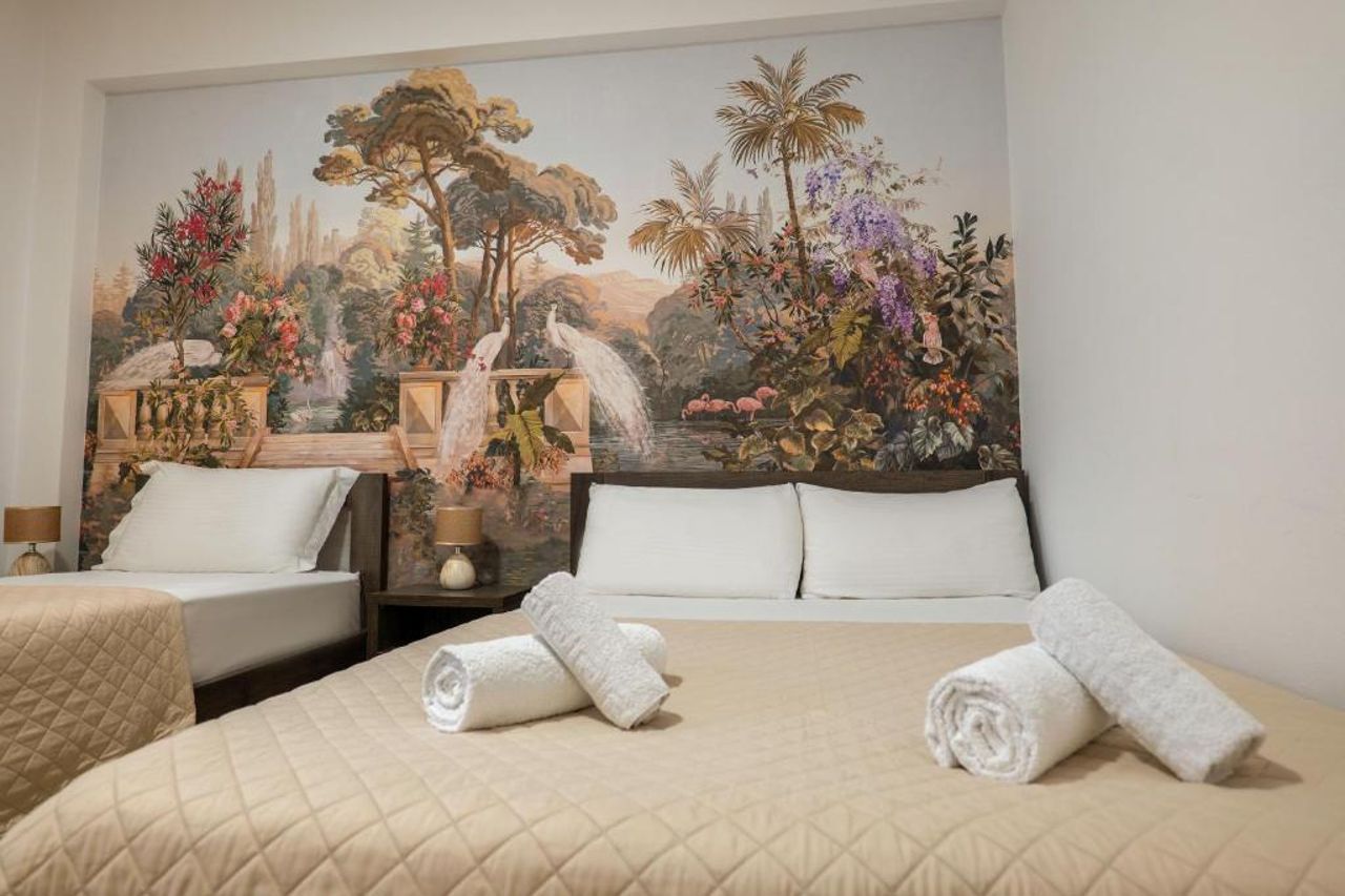 Atlantis Hotel & Apartments