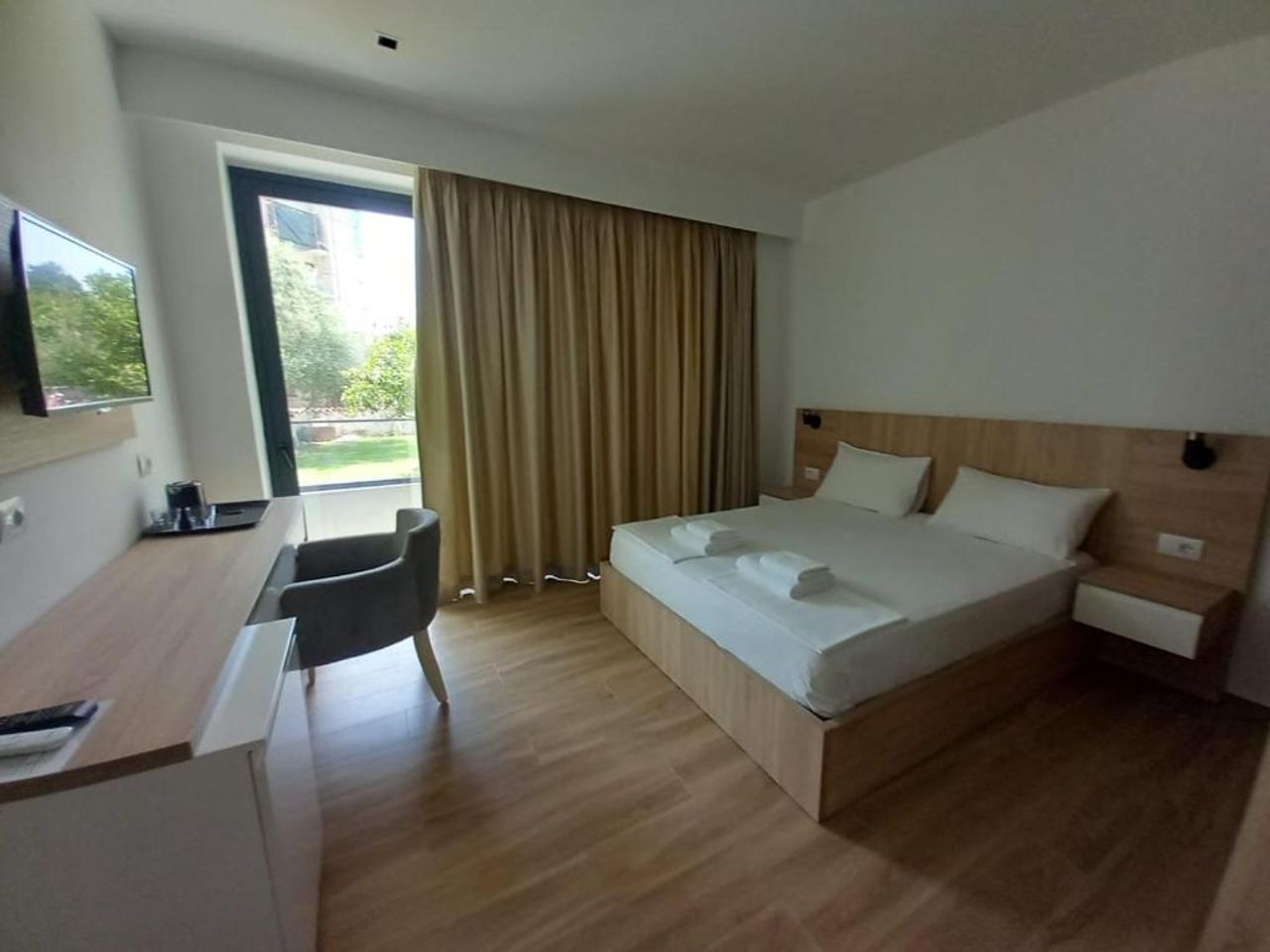 Hotel Ksamili