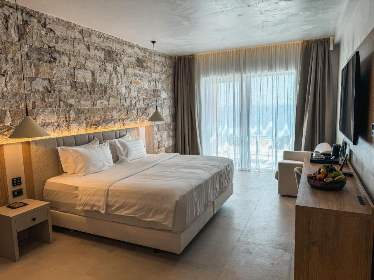 Drymades Inn Resort