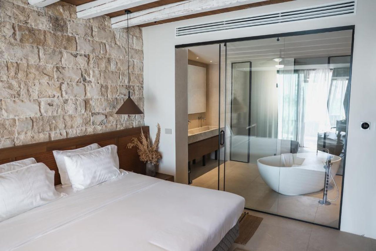 Drymades Inn Resort
