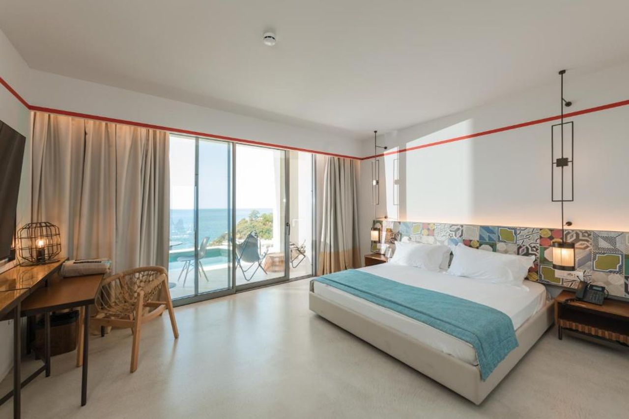 Folie Marine Hotel & Beach Club