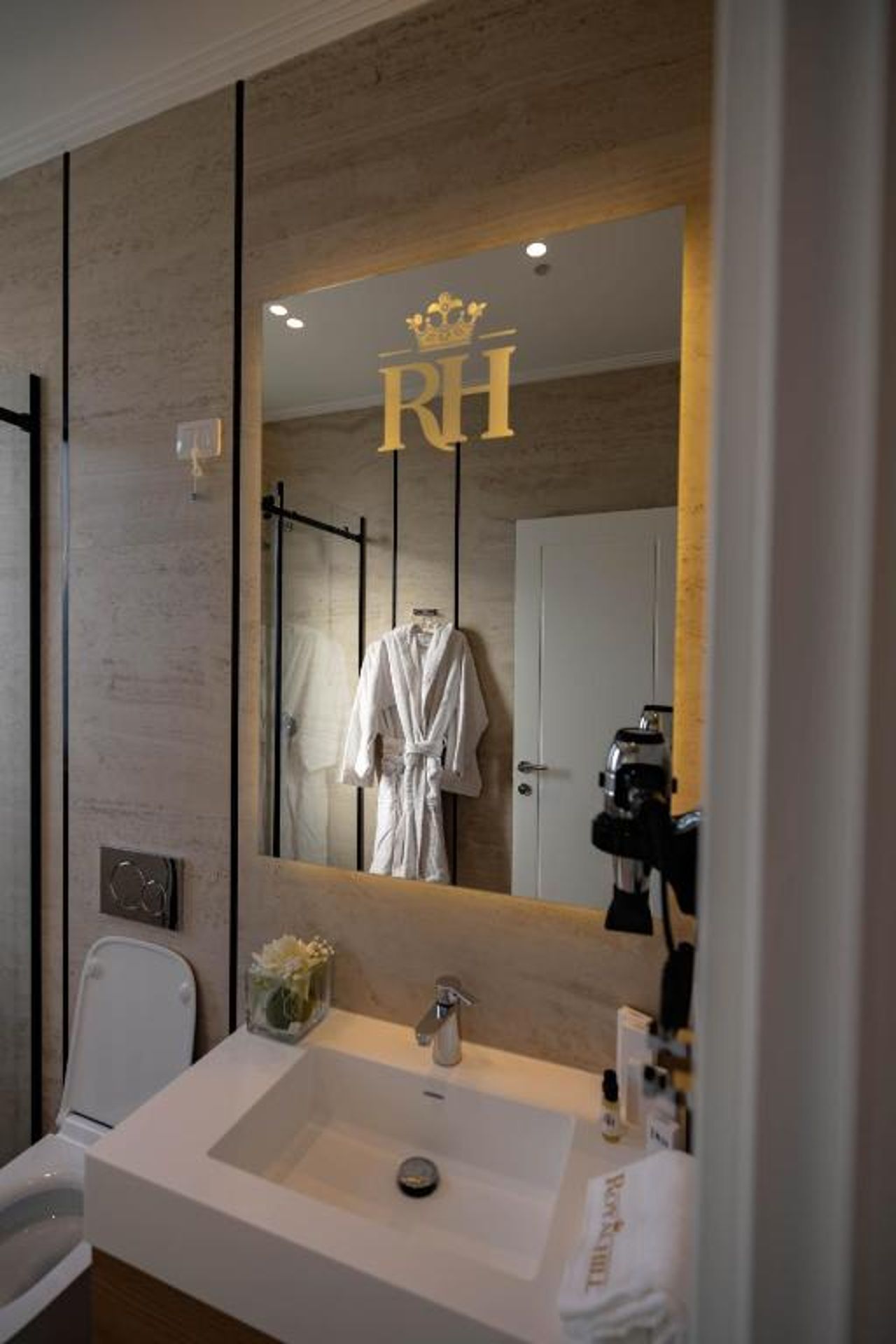 Royal Hill Hotel