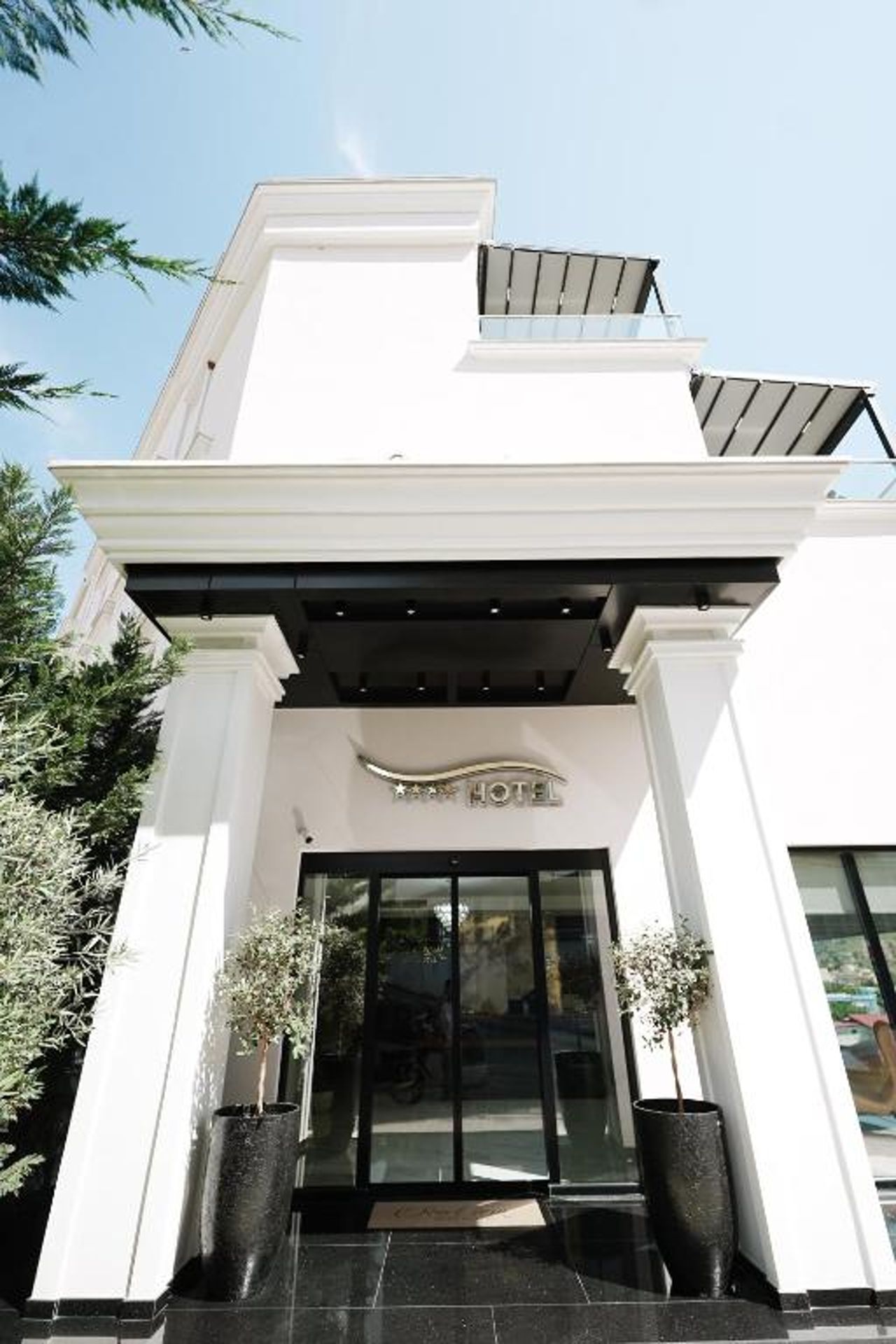 Sea View Hotel