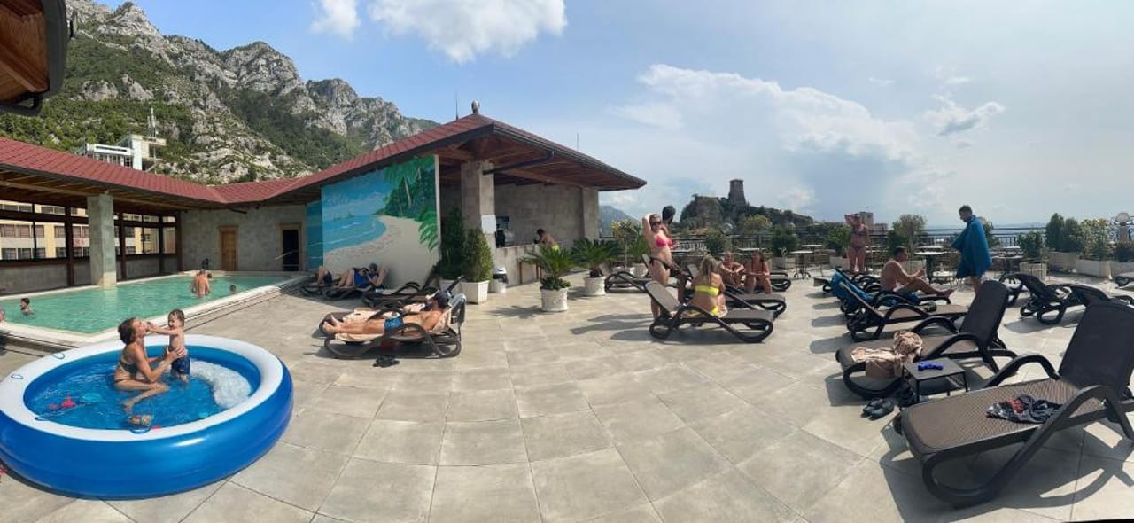 Hotel PANORAMA Kruje view over the castle and the old town