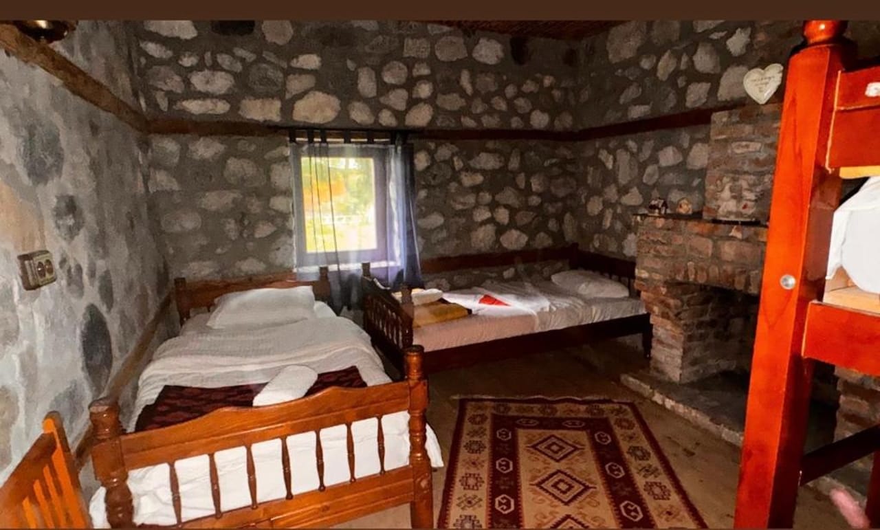 Guest house Hyrmet Demushi