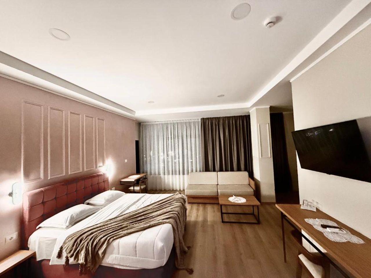 Hotel Republika Berat