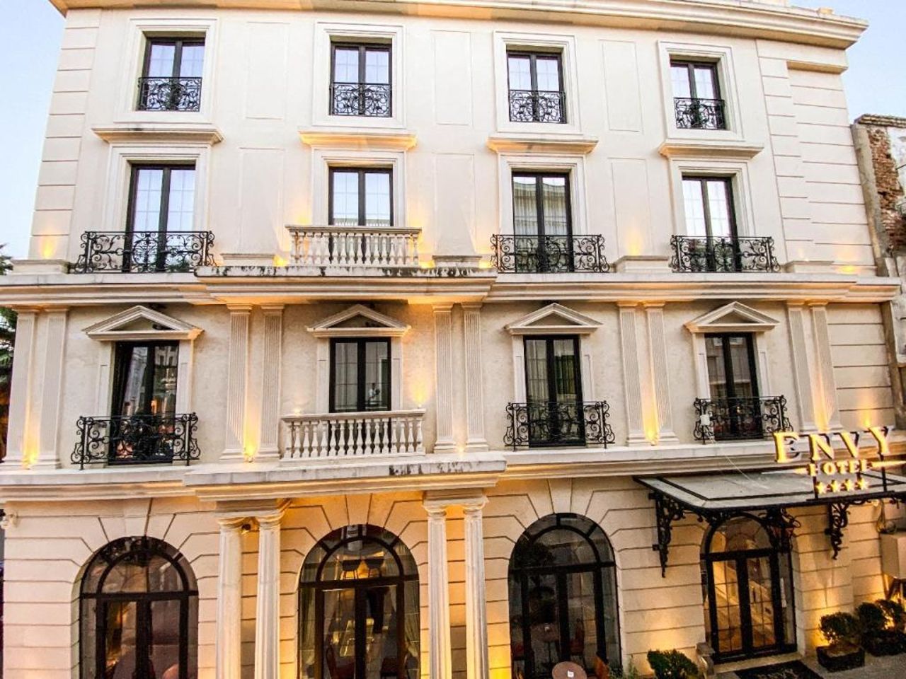 Envy Boutique Hotel