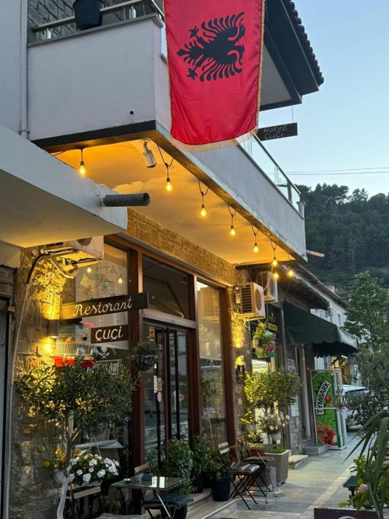 Çuçi B&B