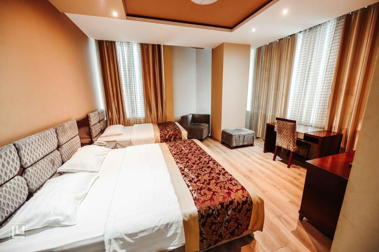 Hotel Arifi