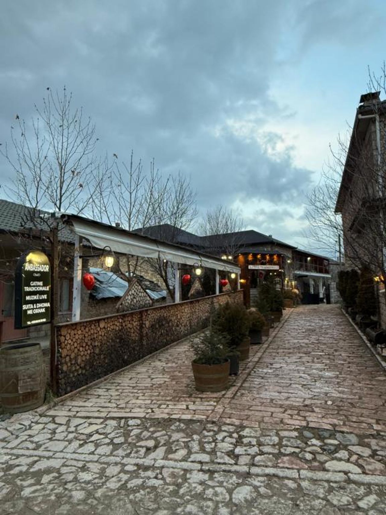 Hotel Ambassador Voskopojë