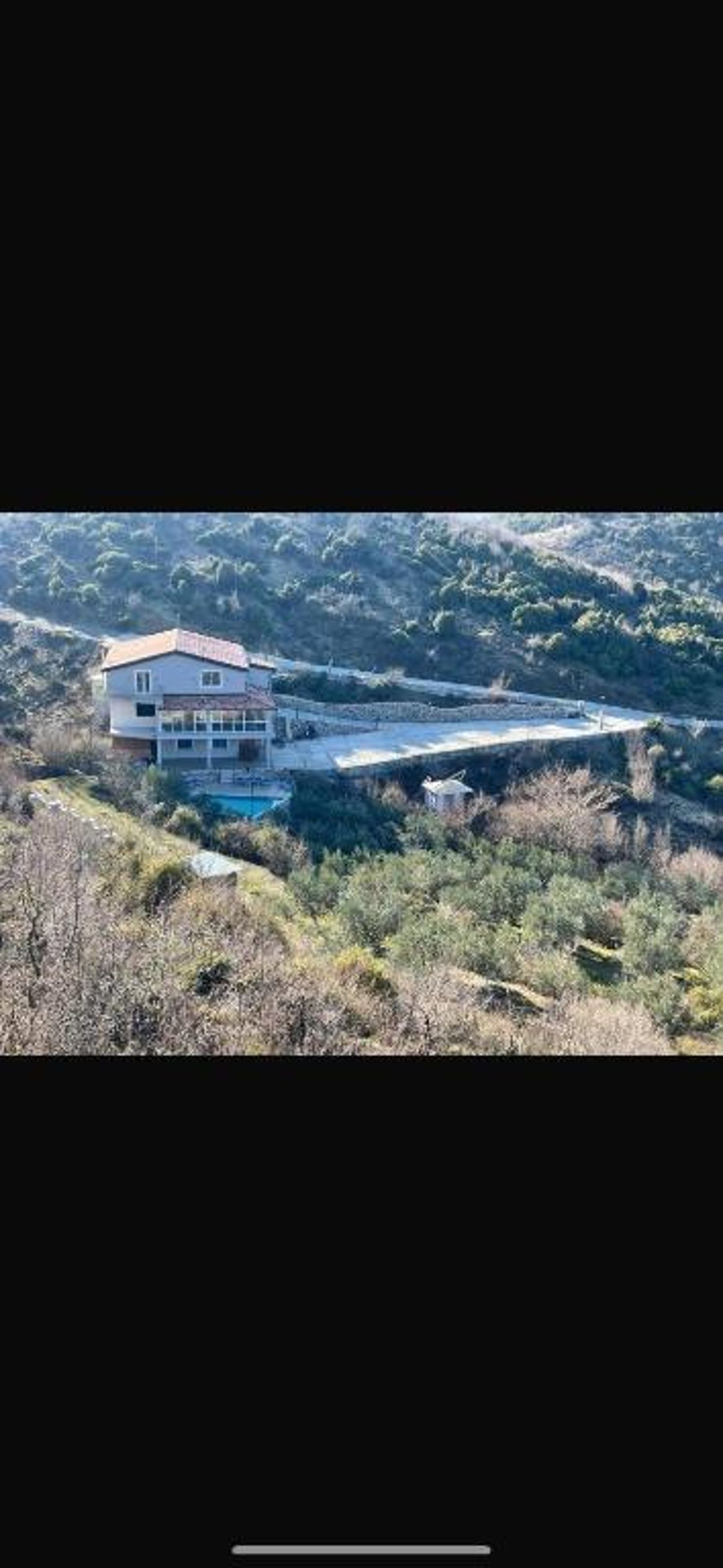 Qyteza Guest House & Camping