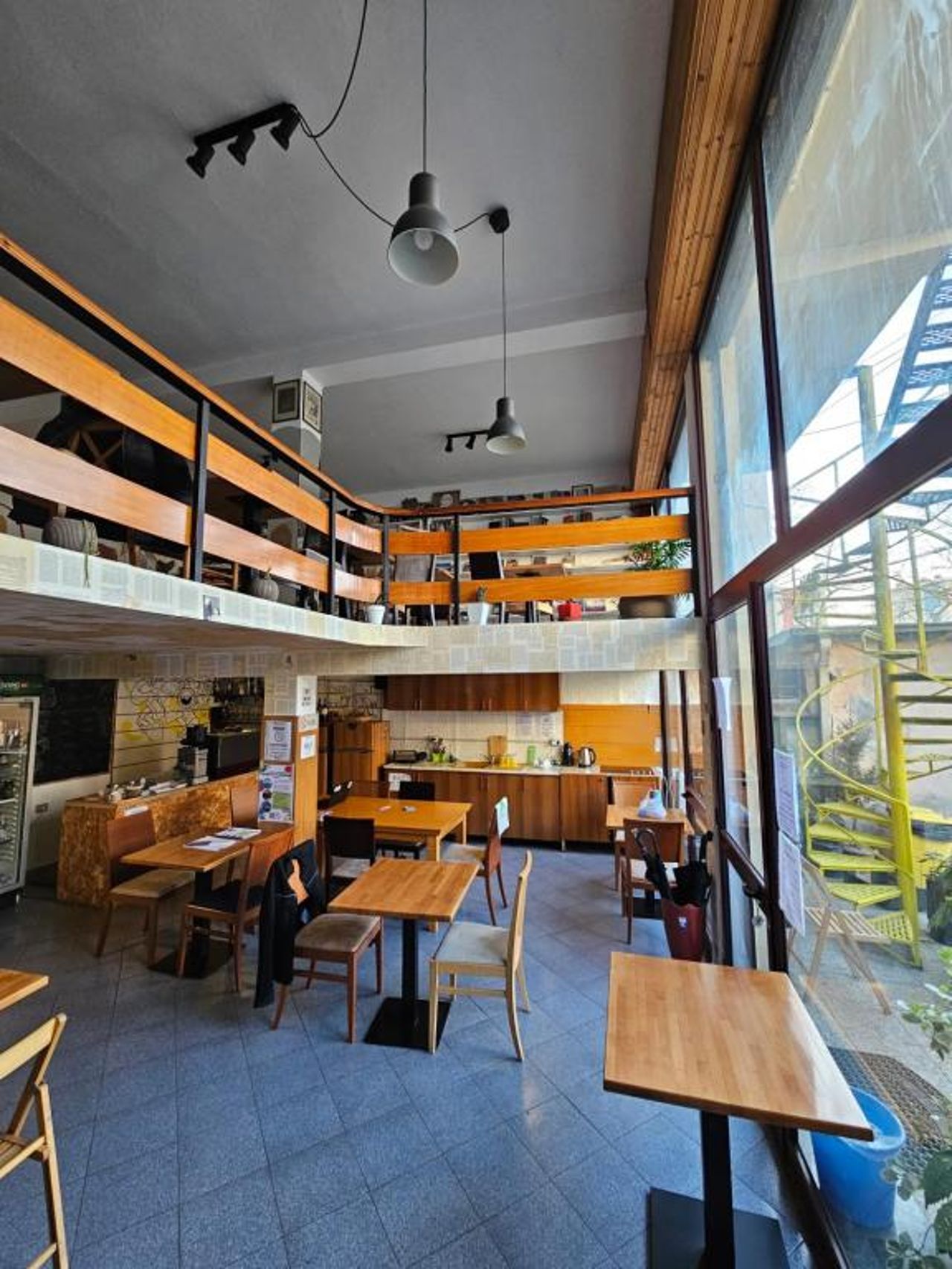 Traveler Hostel