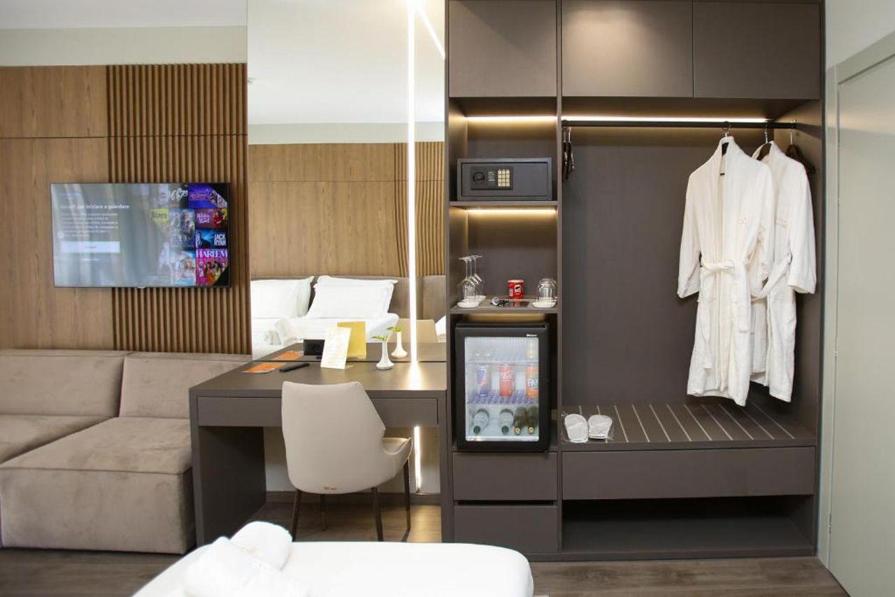 Charm Hotel