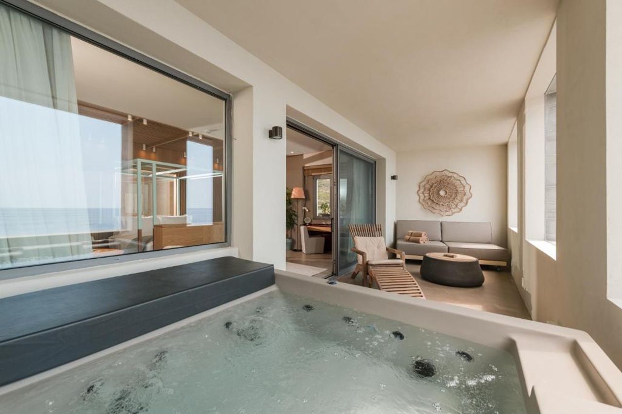 Folie Marine Hotel & Beach Club