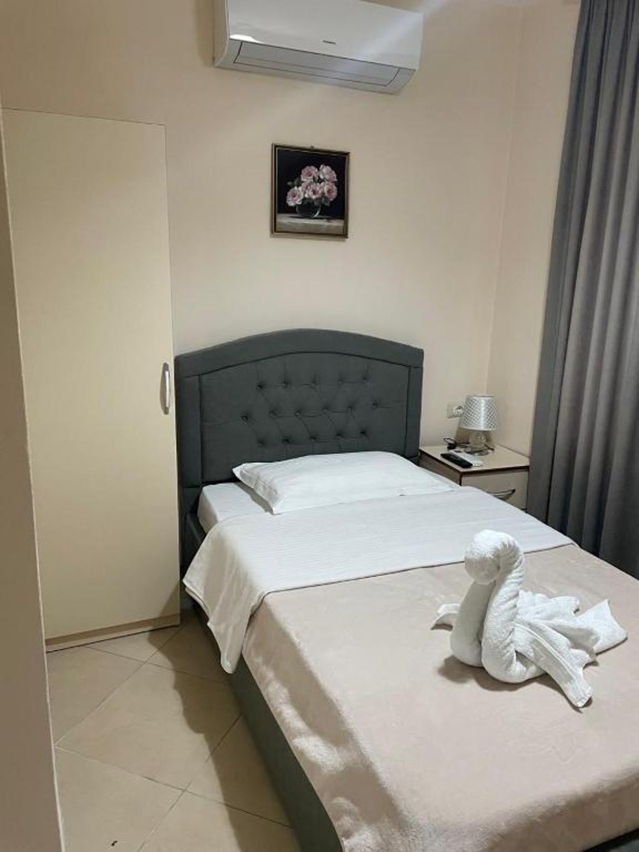 R Hotel