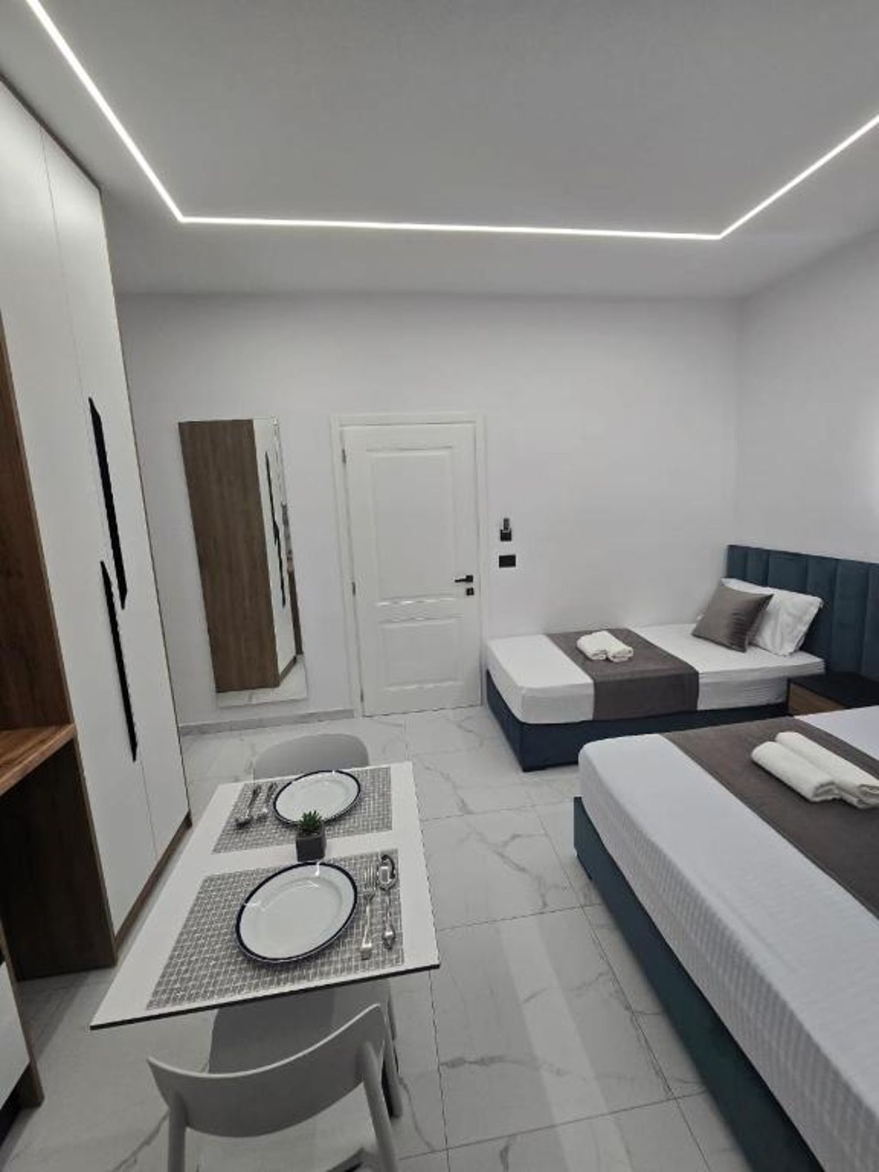 Elite Inn