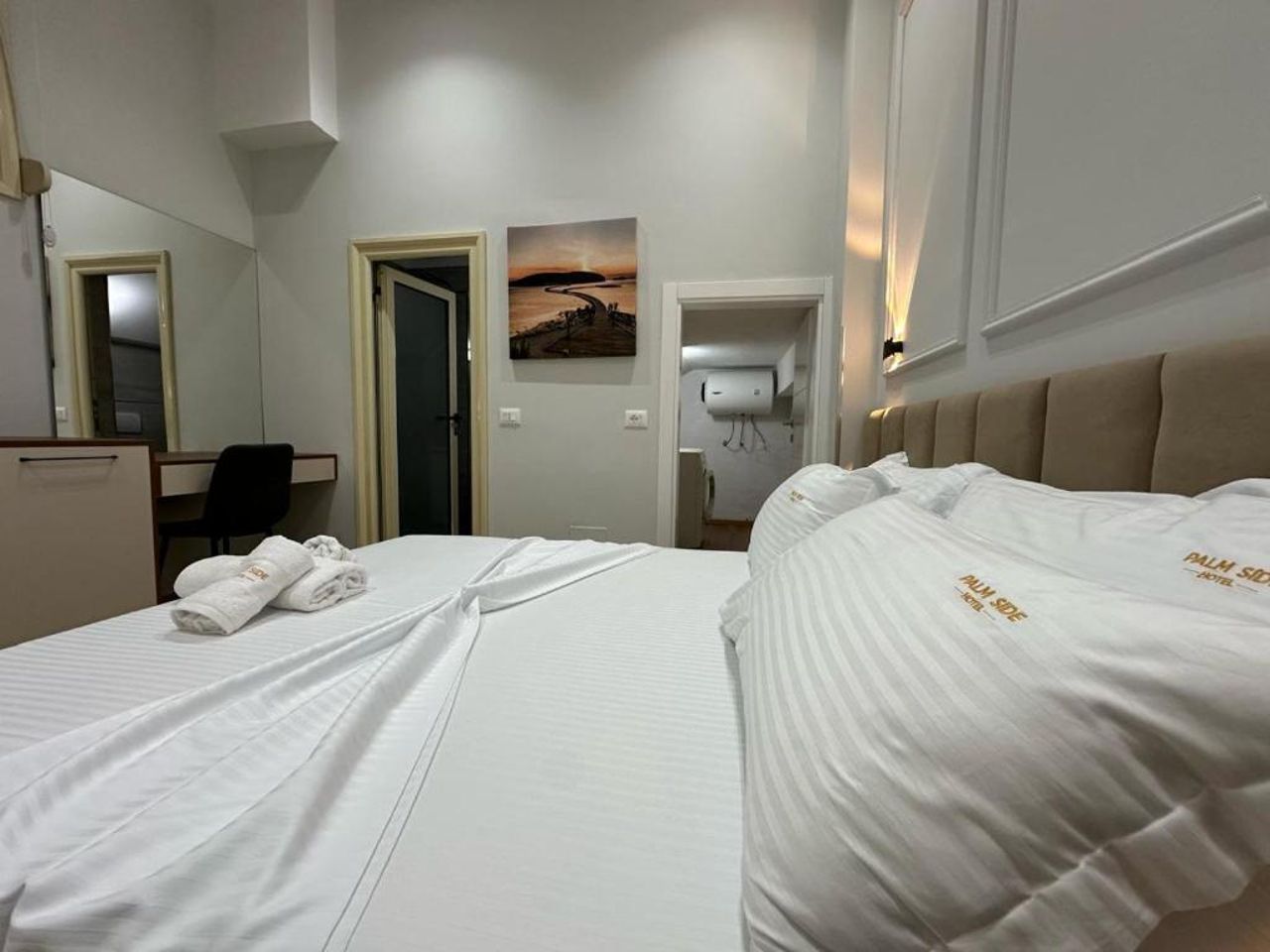 Palm Side Hotel