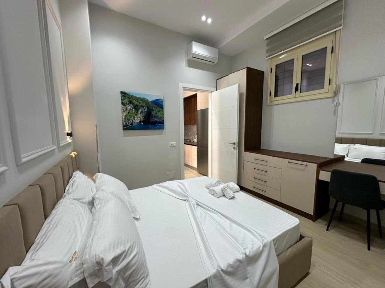 Palm Side Hotel