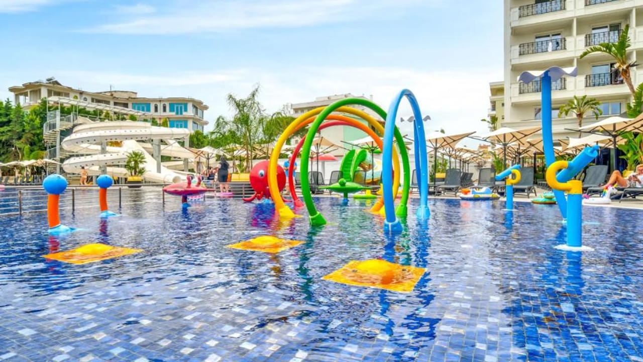 Bonita Luxury Resort & Spa