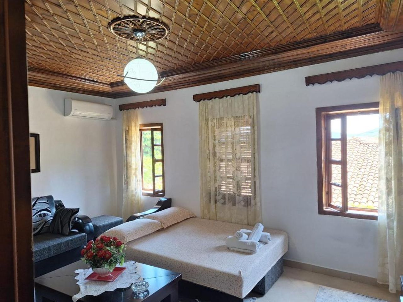 Tomor Shehu Guest House