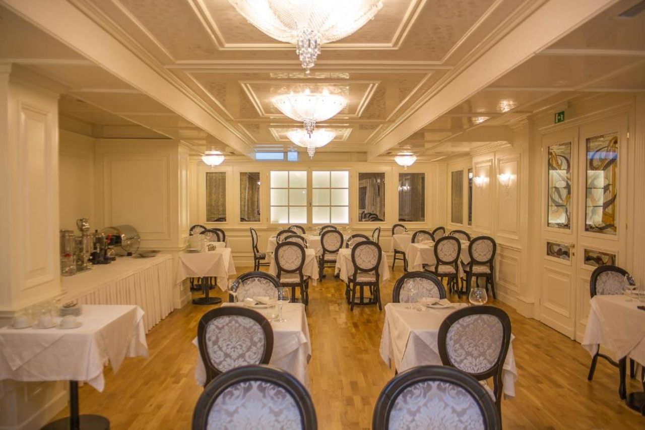 Hotel Opera