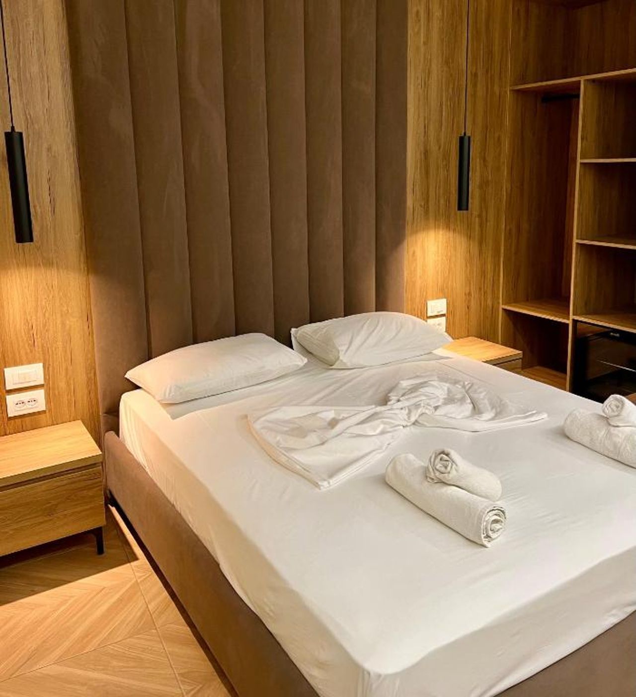 Karos Hotel Llaman