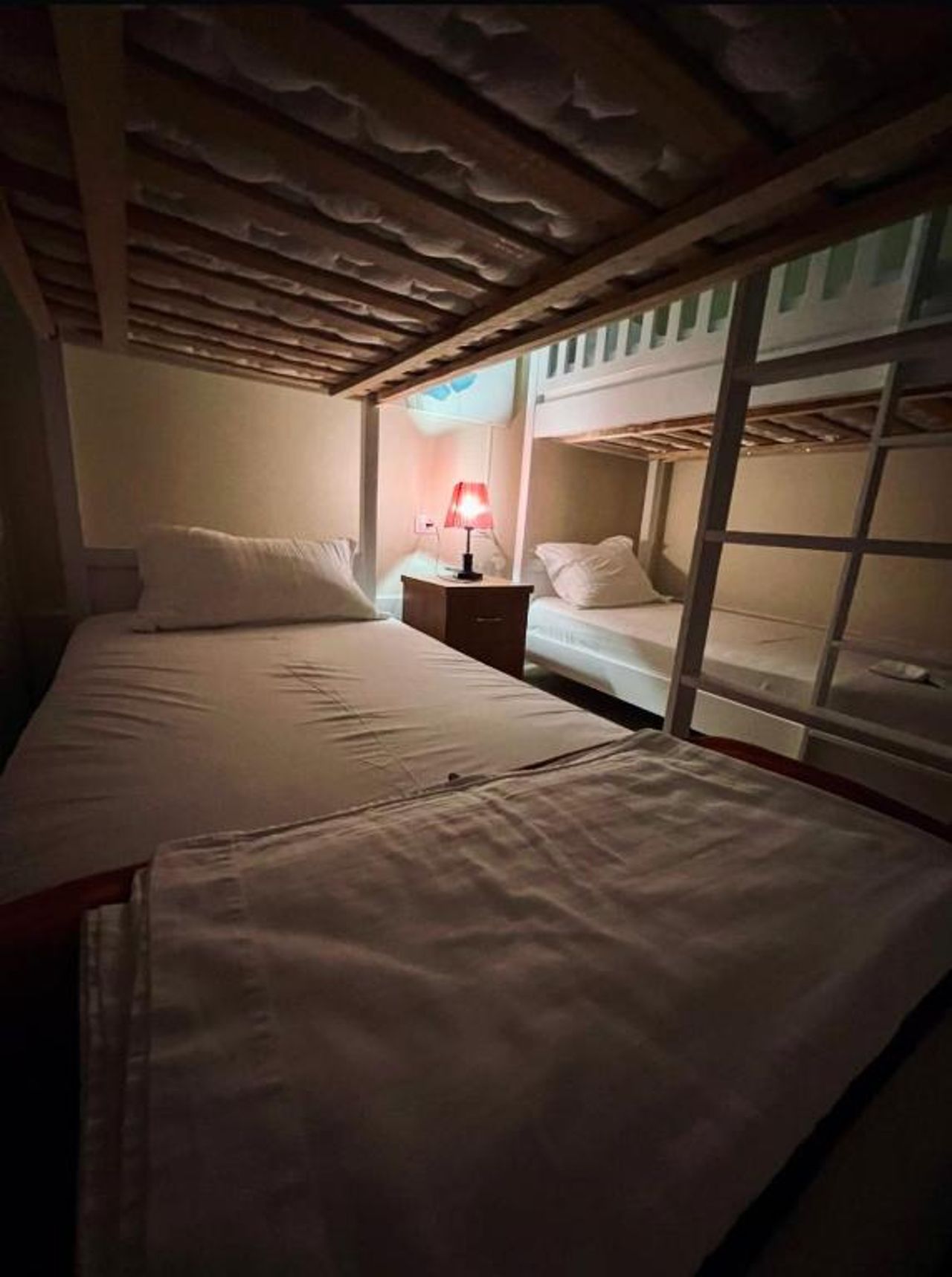 Bobi Hotel