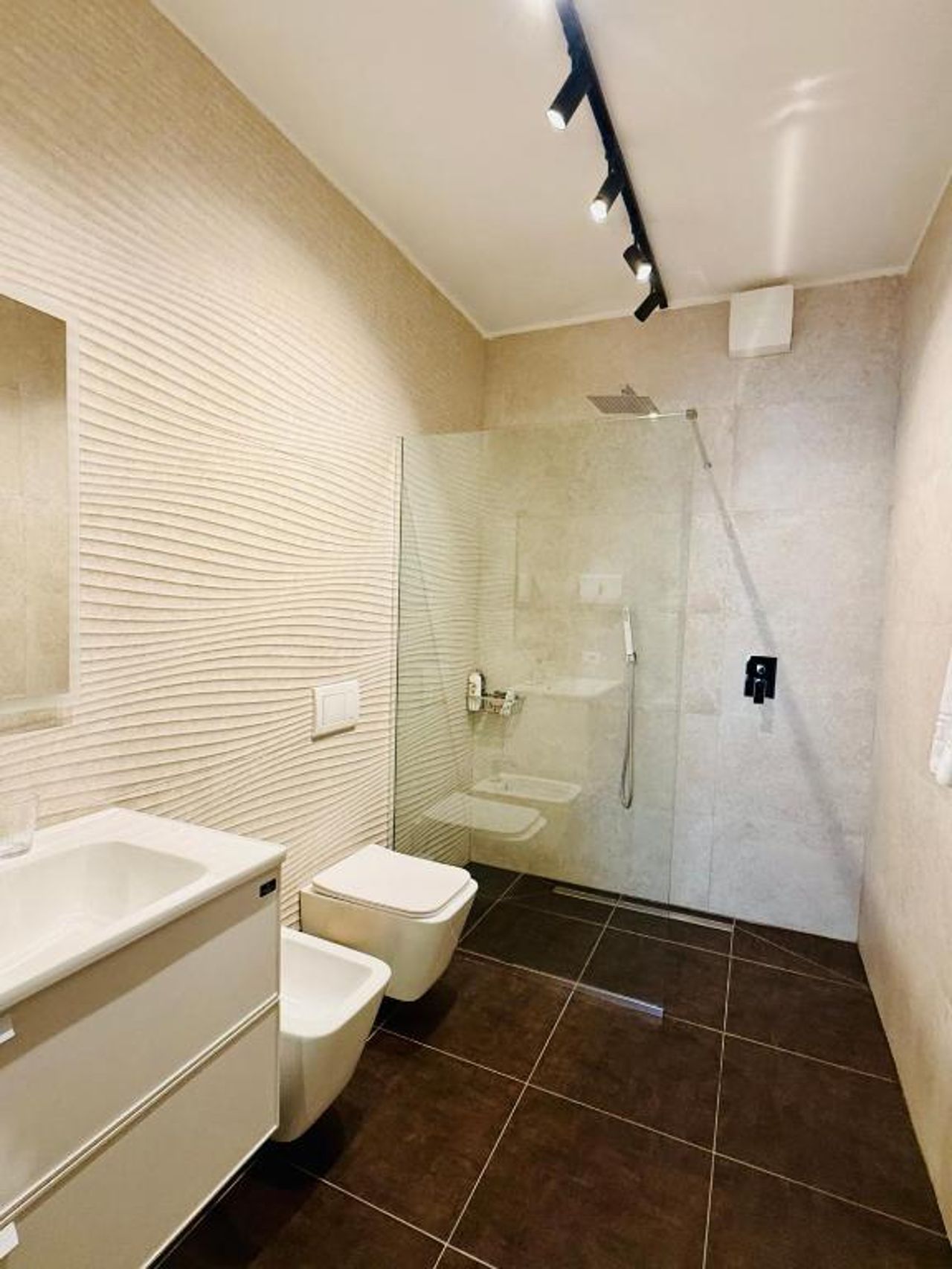 Tirana Central Rooms