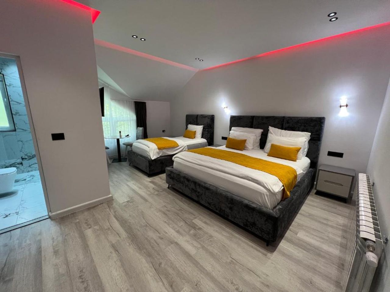 Breezy Hotel