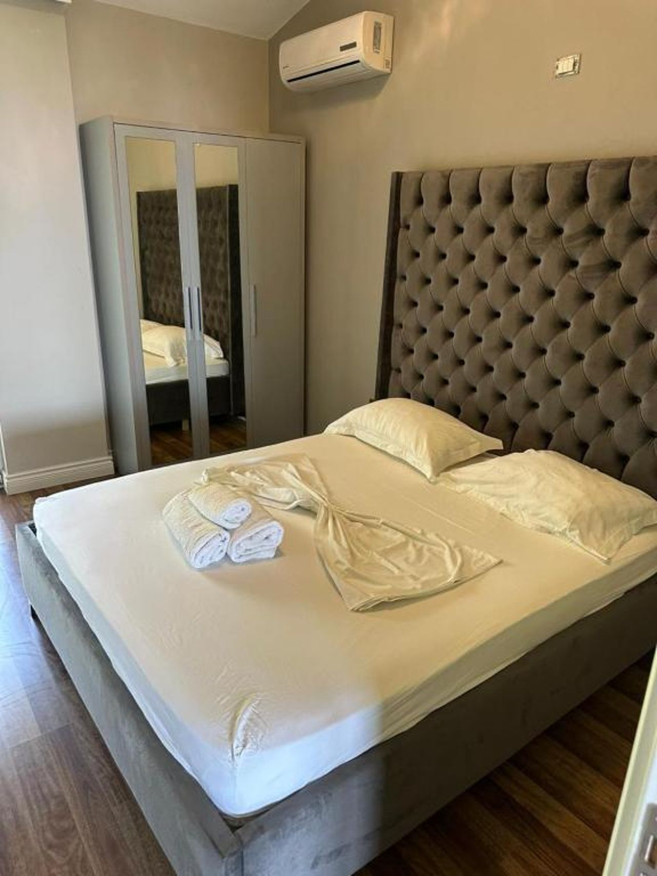 Olives Residence