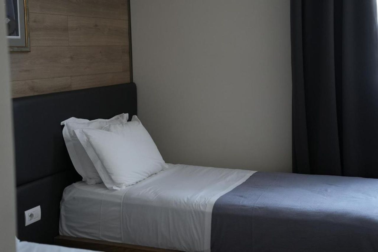 BluePoint Hotel