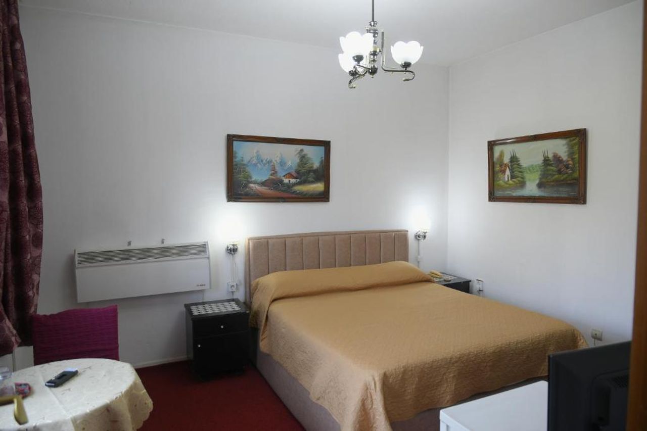 Hotel Haxhiu