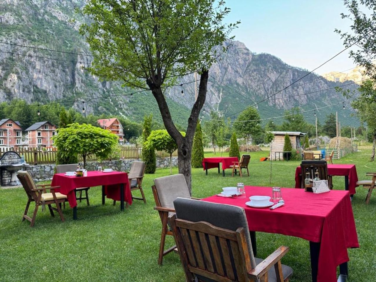 Guesthouse Mehmeti