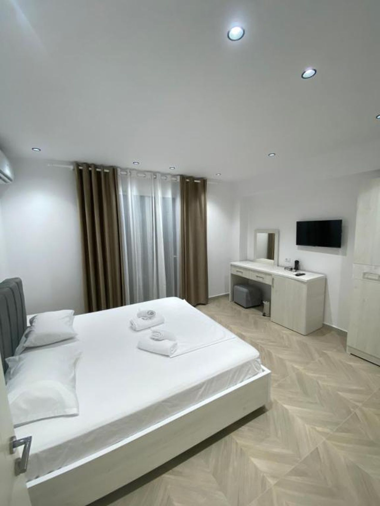 IRINI boutique rooms!!!