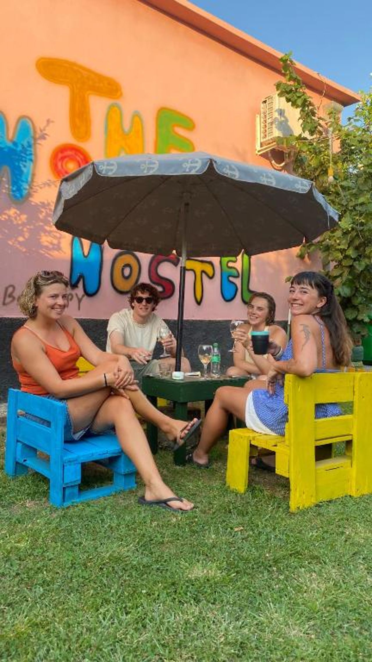 The Hood Hostel & Day Tours