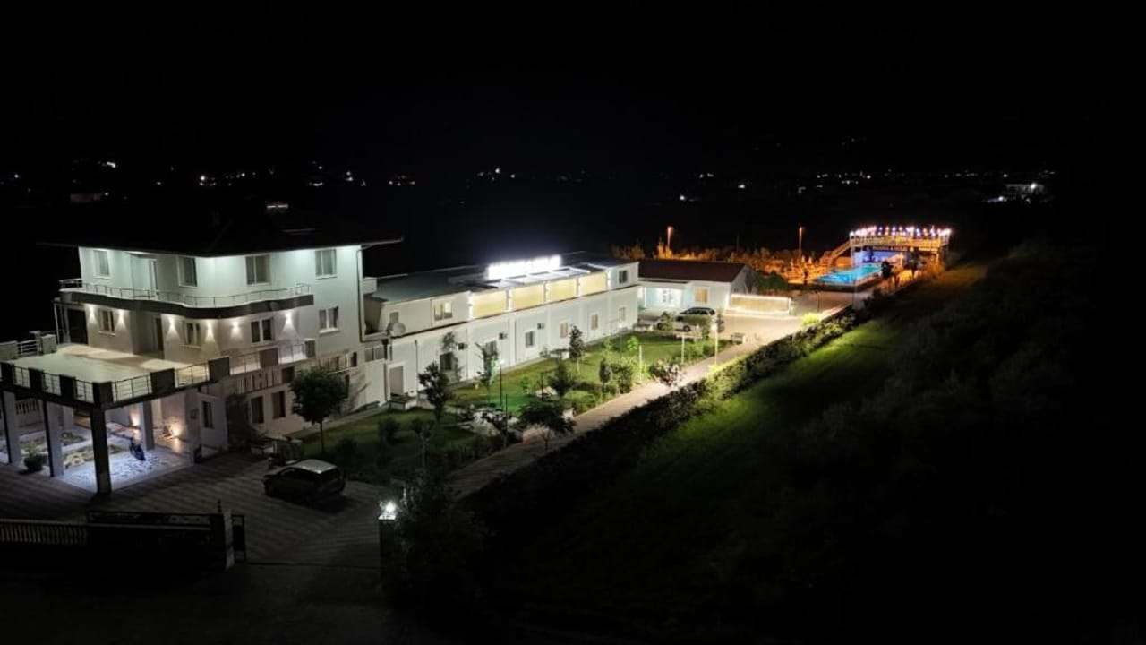 Hanna & Solei Hotel
