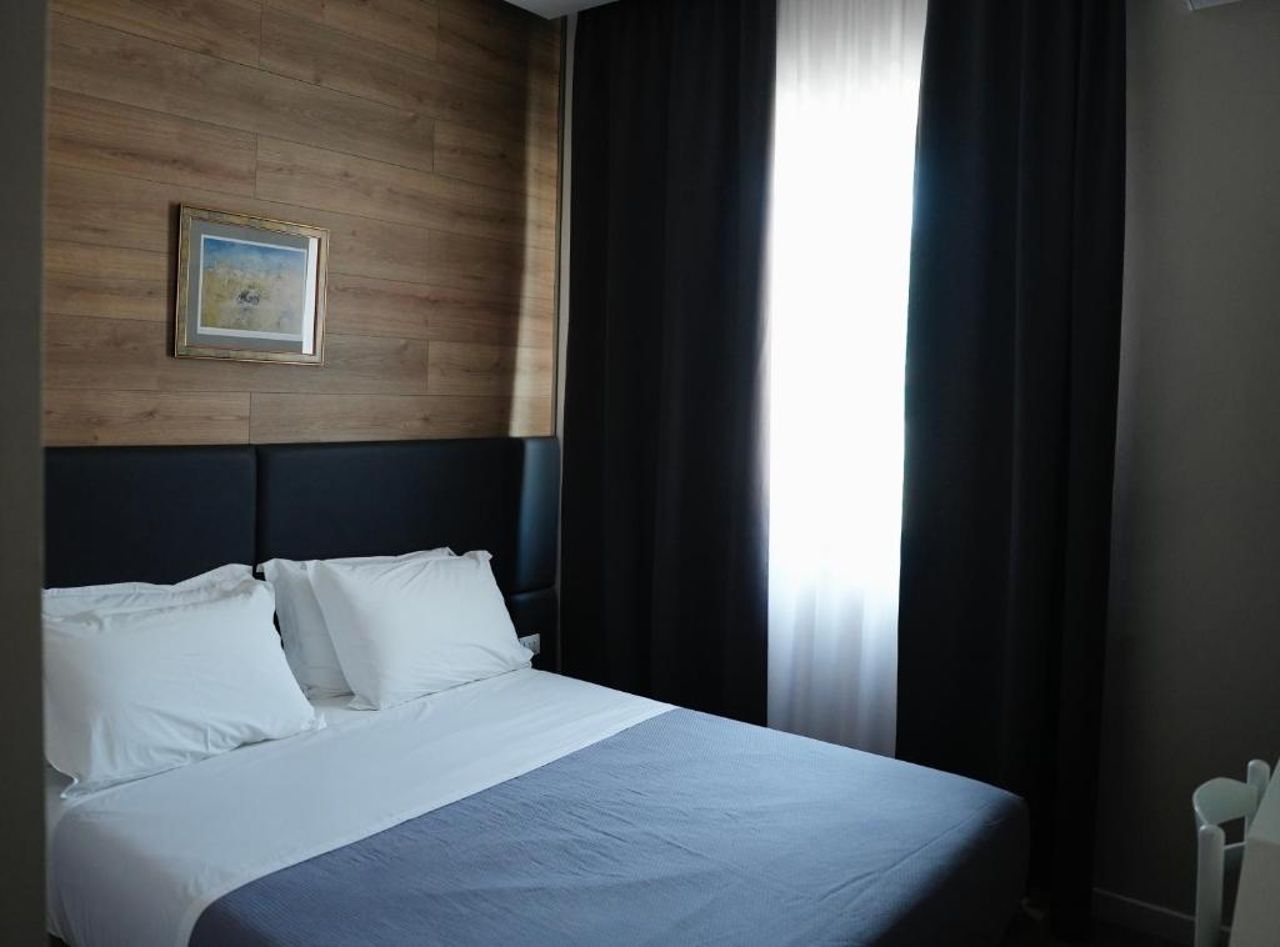 BluePoint Hotel